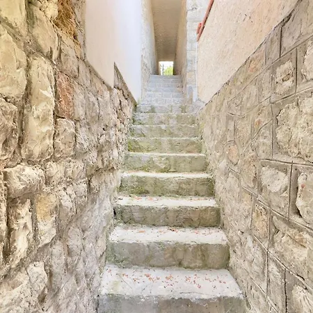 Villa Casa Al Mare Di Guido Trabia