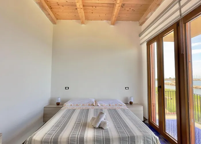 فيلة Merlo Homes Mare