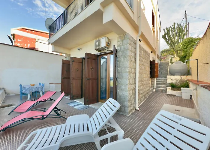 فيلة Merlo Homes Mare تْرابْيا